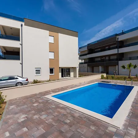 Appartement New Privlaka Perl *